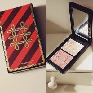 BNIB MAC Highlighter & Blush Duo
